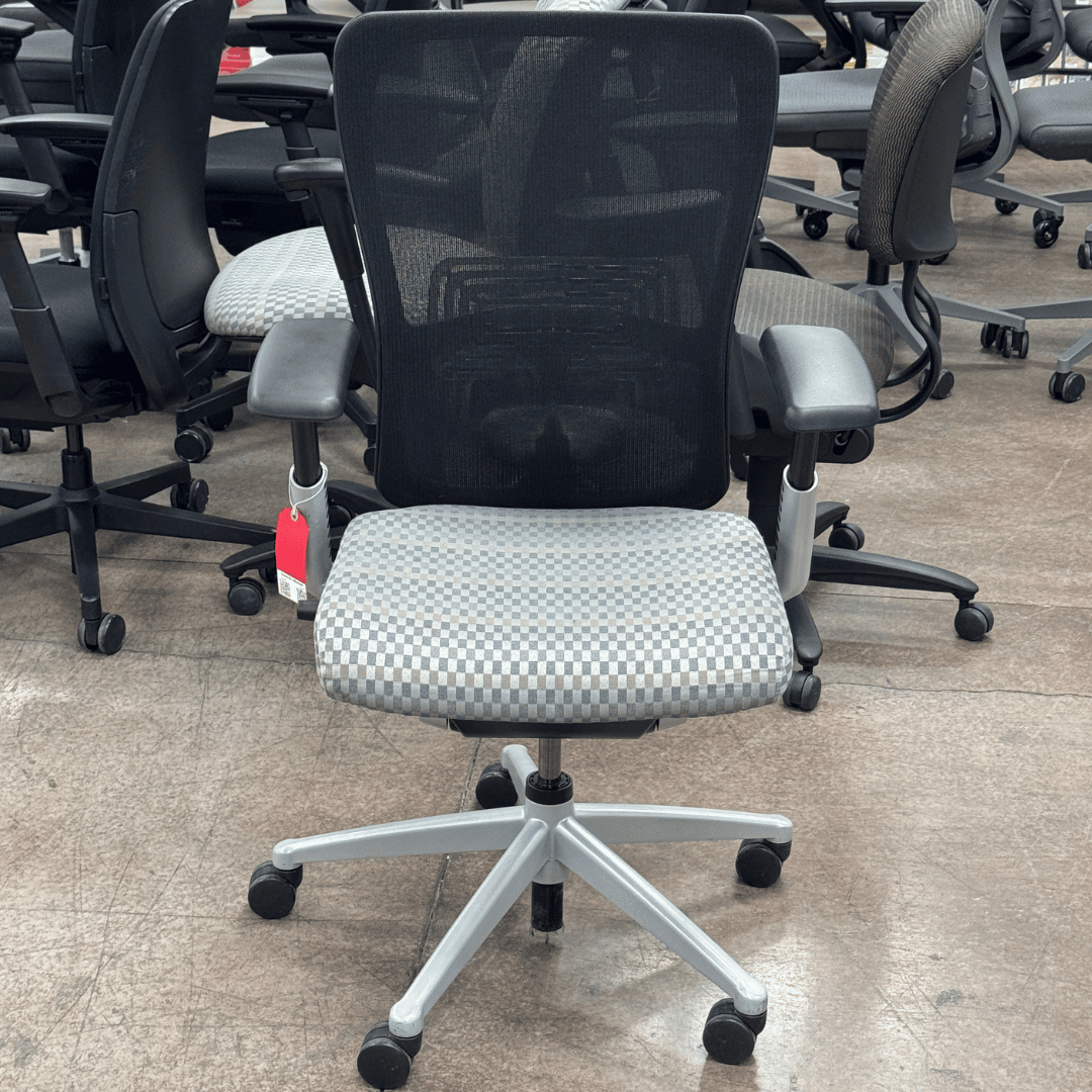 Haworth Zody Ergonomic Office Chair with Lumbar (Dark Gray Checkered Plaid/ Silver Frame) - Best Deal Office, TV, & Apple StoreLas_Vegas