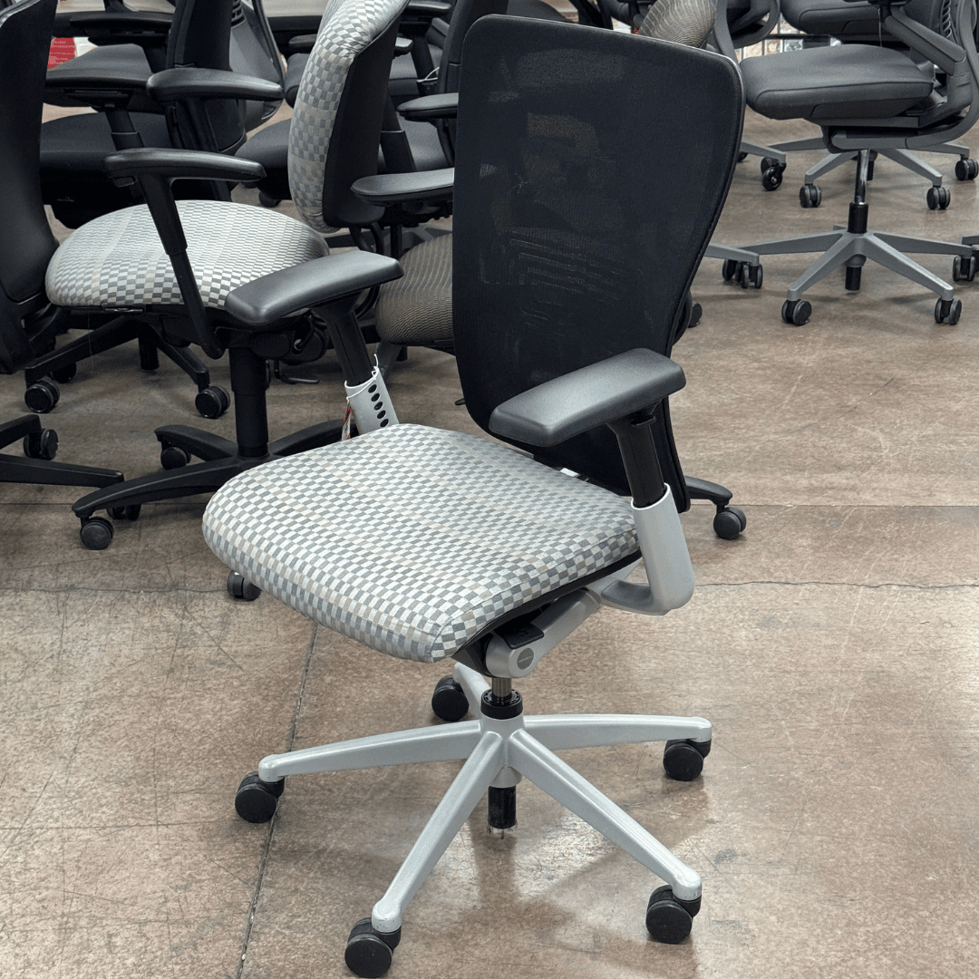 Haworth Zody Ergonomic Office Chair with Lumbar (Dark Gray Checkered Plaid/ Silver Frame) - Best Deal Office, TV, & Apple StoreLas_Vegas