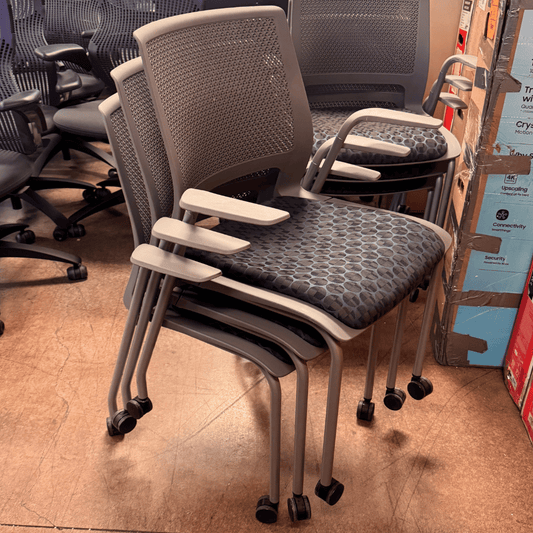 SitOnIt Seating Lumin Stackable Rolling Side Guest Office Chair (Maharam Blue Disco/Gray) - Best Deal Office Furniture & Apple StoreLas_Vegas