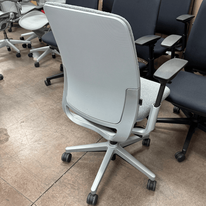 Steelcase Amia Ergonomic Office Chair (Gray Cloth/Platinum Frame) - Best Deal Office, TV, & Apple StoreLas_Vegas