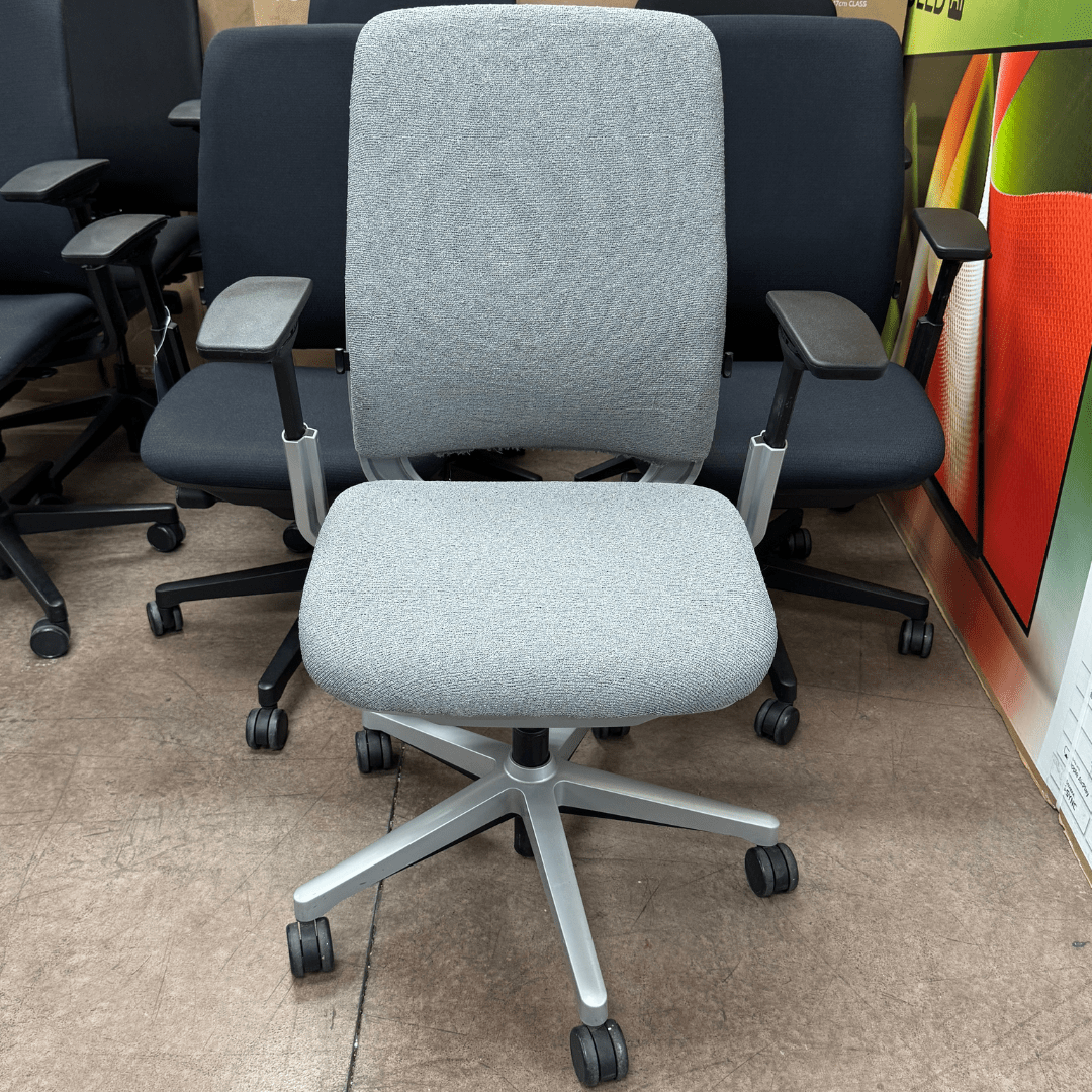 Steelcase Amia Ergonomic Office Chair (Gray Cloth/Platinum Frame) - Best Deal Office, TV, & Apple StoreLas_Vegas