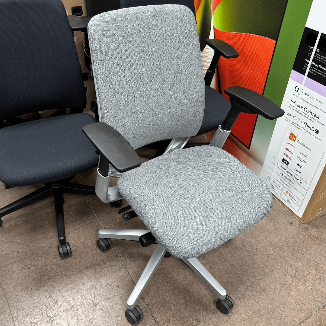 Steelcase Amia Ergonomic Office Chair (Gray Cloth/Platinum Frame) - Best Deal Office, TV, & Apple StoreLas_Vegas