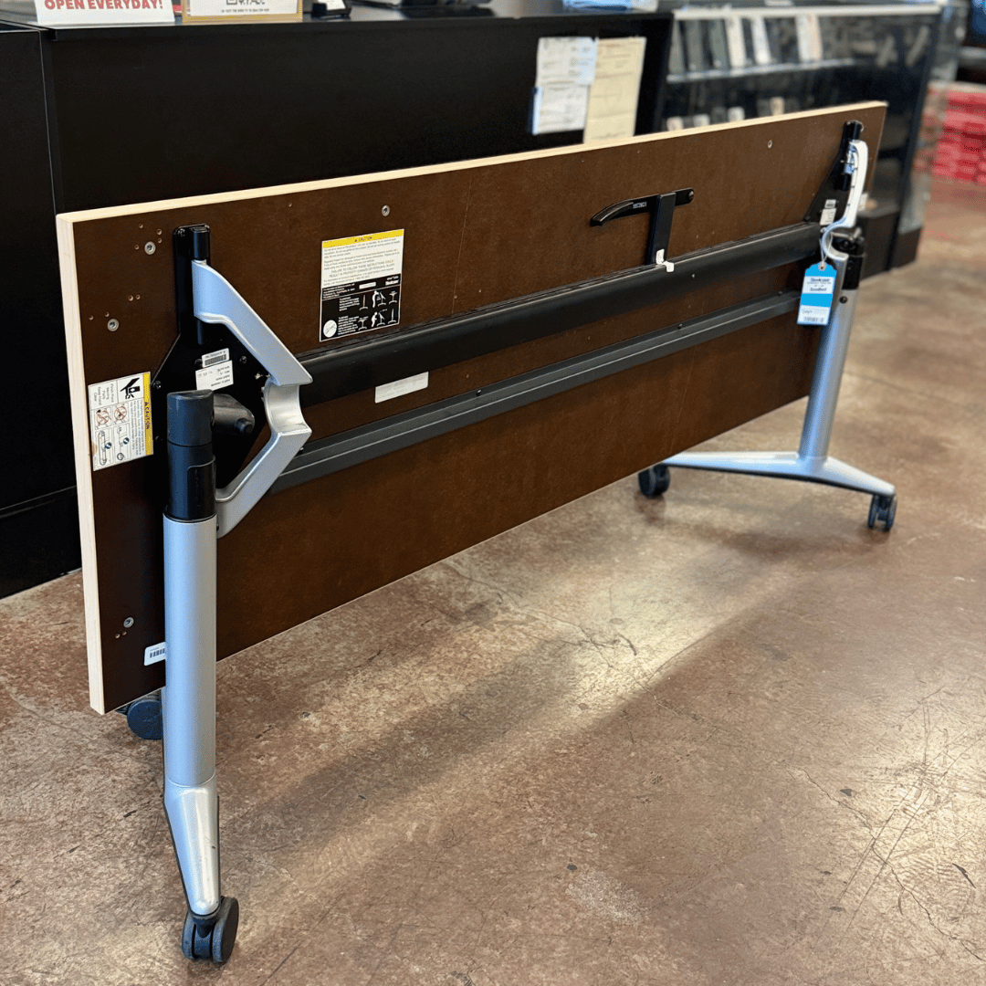 Steelcase Wooden Flip - Top Meeting Room Table on Wheels (72" x 24") - Best Deal Office Furniture & Apple StoreLas_Vegas